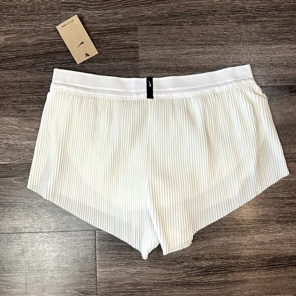 Nike Dri-Fit ADV Aeroswift 3" Running Shorts Women's Size XL White FN2328-100 - Picture 2 of 4